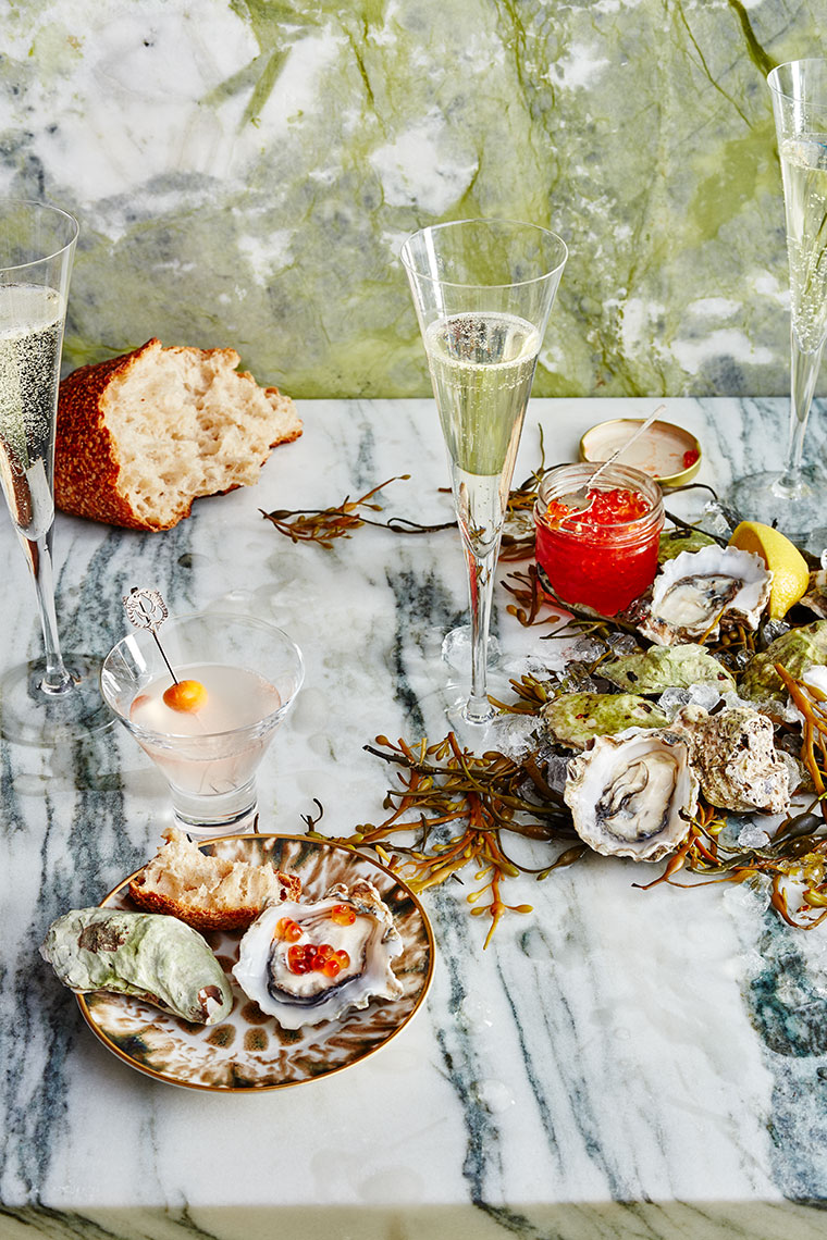Oysters Table